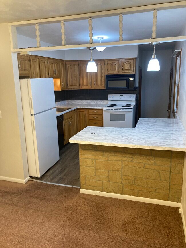 Foto del edificio - 2706 Groveland Ave
