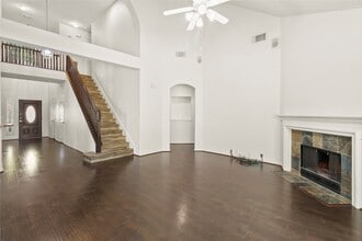 Building Photo - 20510 Pioneer Bend Ct