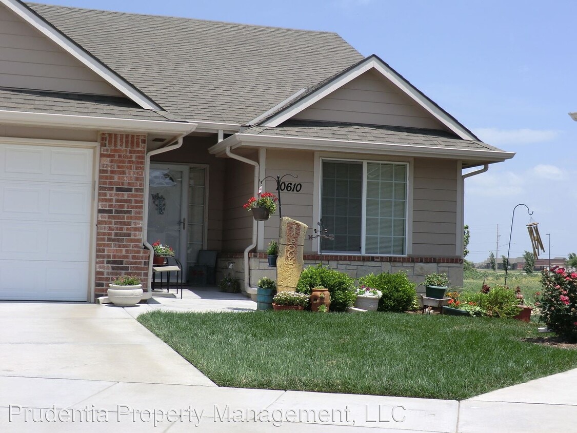 10610 Hearth Stone Cir, Maize, KS 67101 House Rental in Maize, KS
