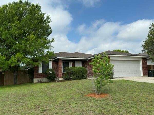 Foto del edificio - 213 Spring Branch Dr