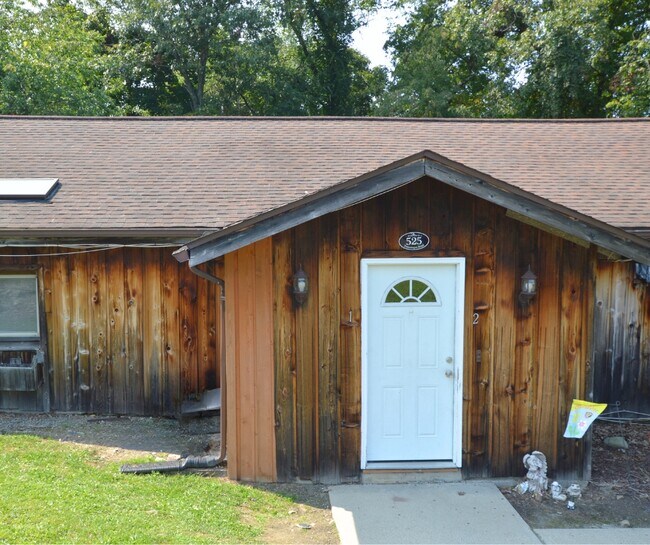 Foto del edificio - 525 Fostertown Rd