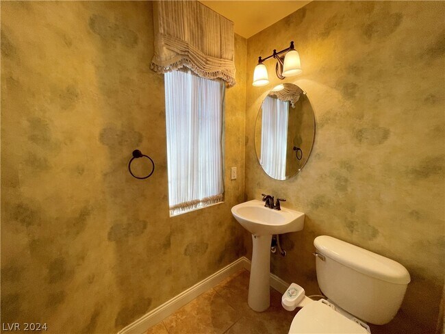 Building Photo - 9873 Belle Marie Ct