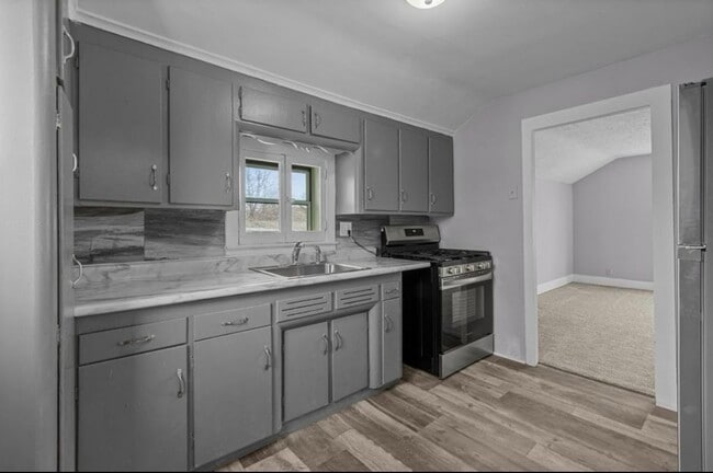 Building Photo - 97 Hamilton Pl