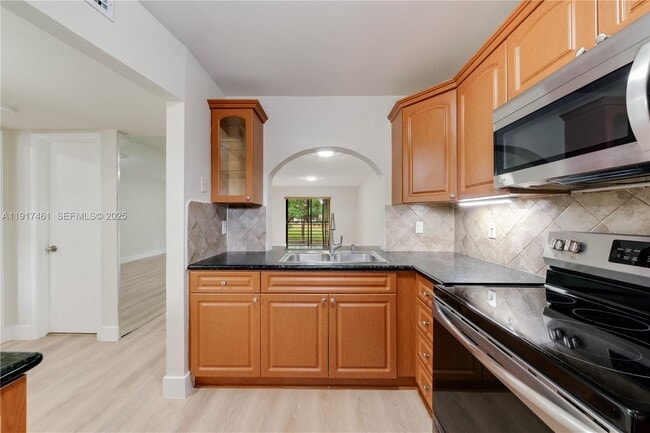 Foto del edificio - 14847 SW 104th St