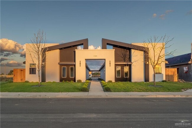 Building Photo - 20 N 25th St