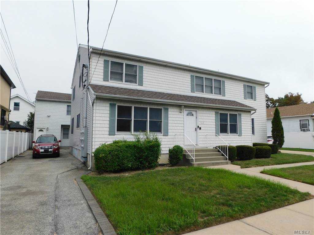 Primary Photo - 542 Lincoln St