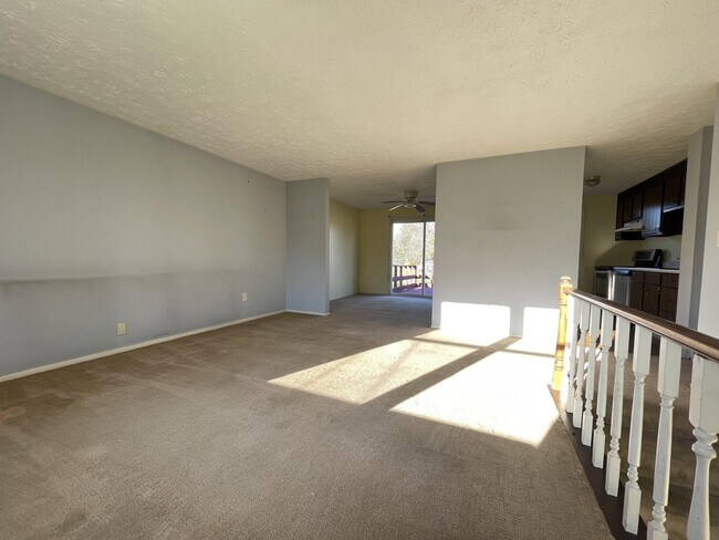 Building Photo - 3111 Stallion Dr