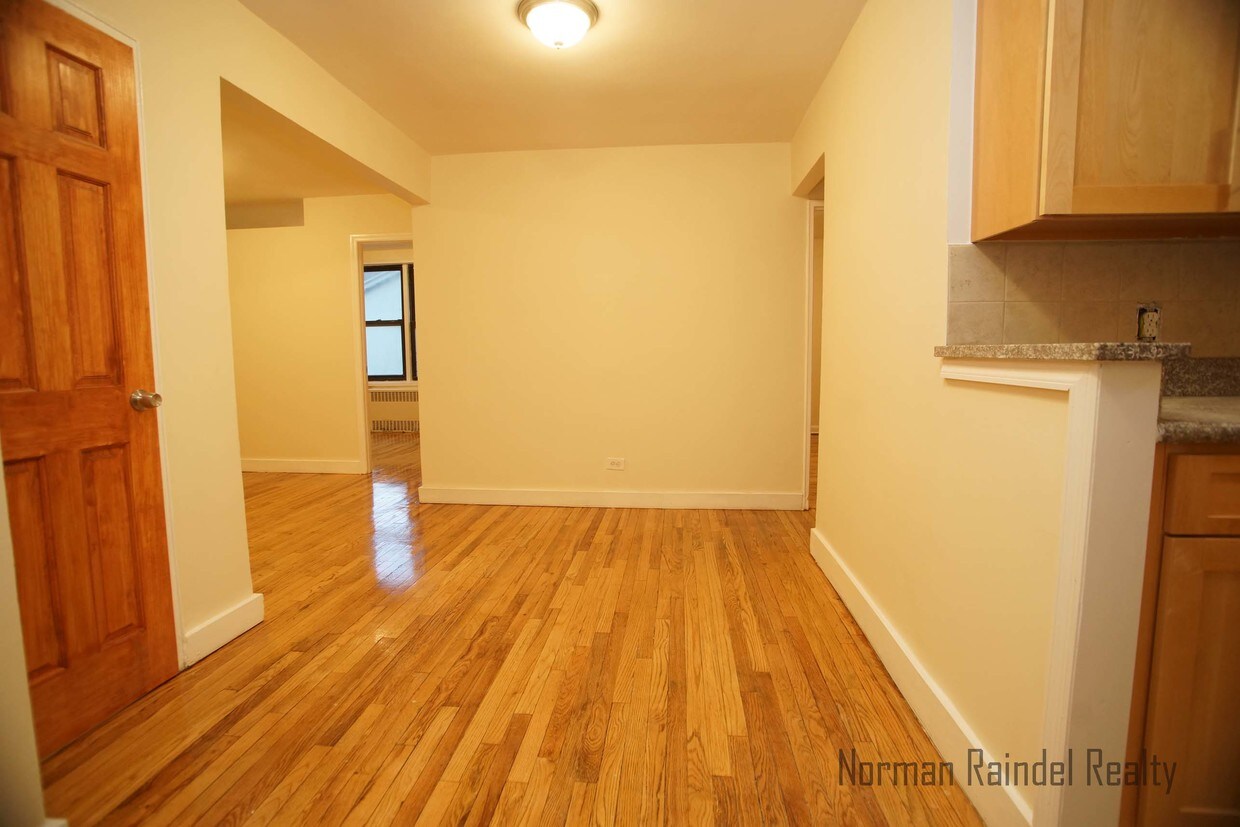 Foto principal - 3255 Shore Pkwy