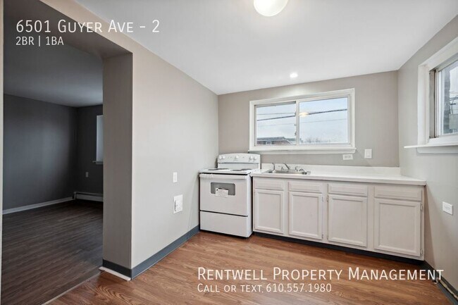 Building Photo - UPDATED 2 Bedroom - 1 Bath  apartment loca...