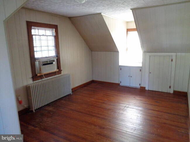 Building Photo - 801 Marye St