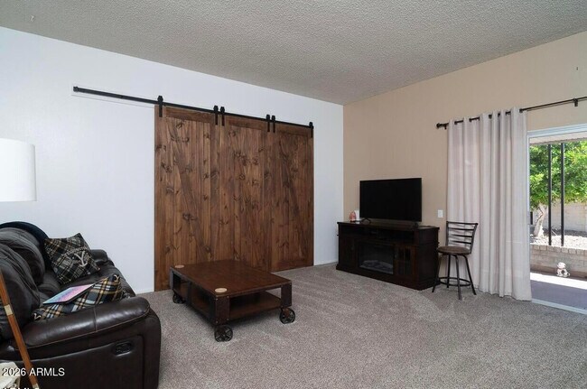 Foto del edificio - 17453 N 106th Ave