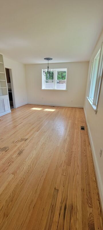 Foto del edificio - 8608 Weldon Dr