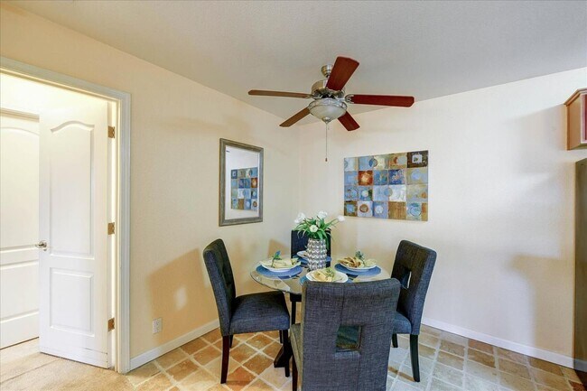 Foto del edificio - 456 Dempsey Rd