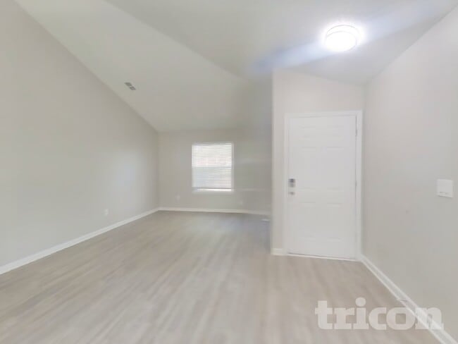 Building Photo - 12048 Coachman Lakes Way