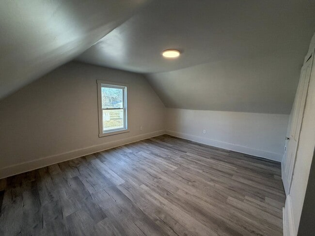 Building Photo - 926 Keen St