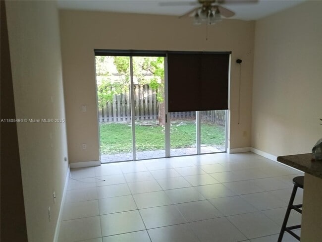 Foto del edificio - 8826 SW 221st Terrace
