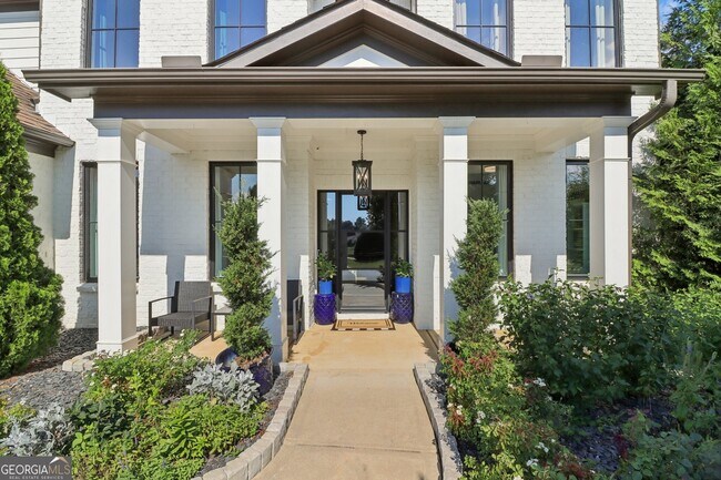 Foto del edificio - 334 Spotted Ridge Cir