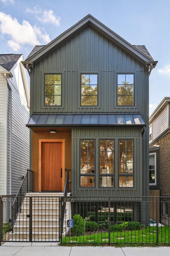 Foto principal - 2205 W Huron St