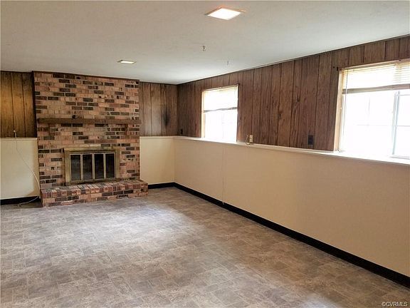 Downstairs Living Room - 10430 Crumpets Ln