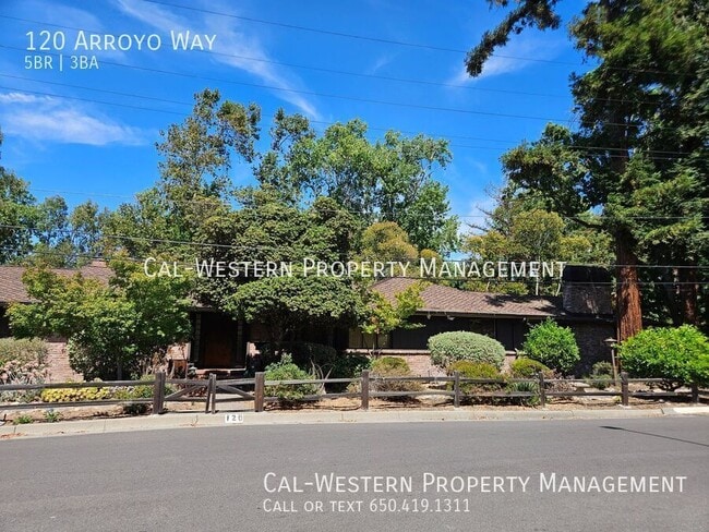 Building Photo - 120 Arroyo Way