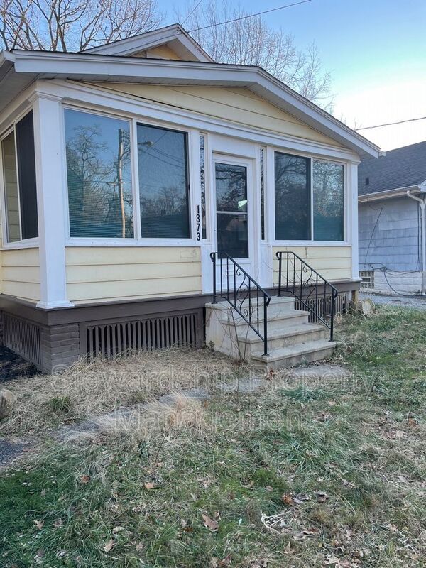 Foto principal - 1373 Brandon Ave