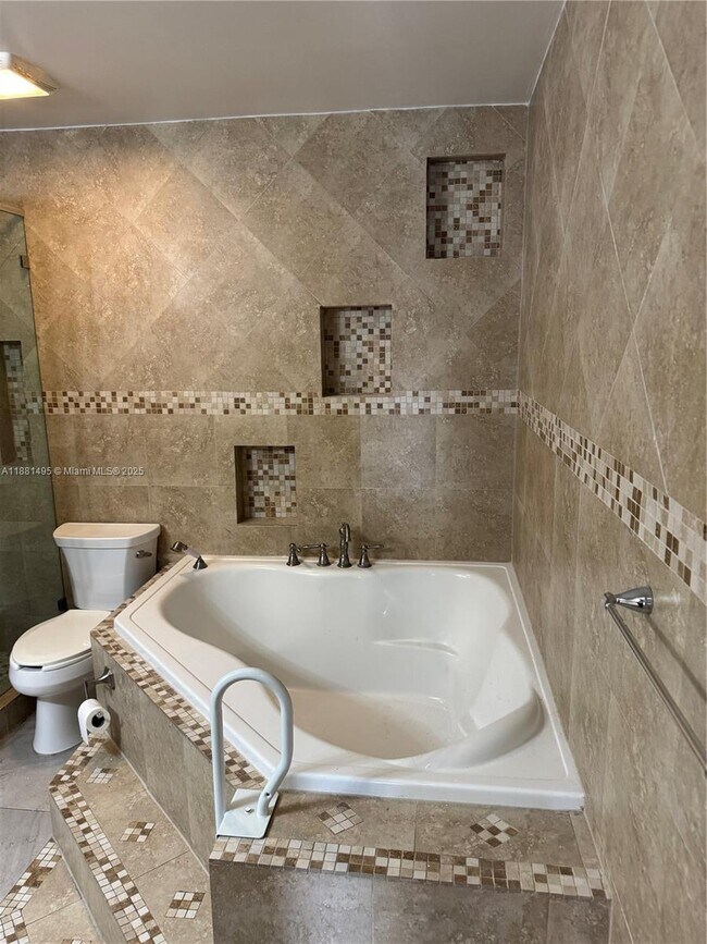 Foto del edificio - 4866 Sheridan St