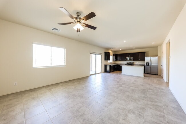 Building Photo - 2528 S 244th Dr