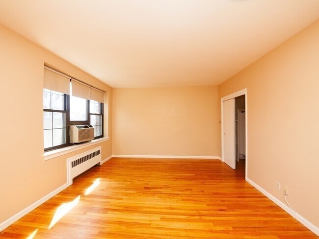 Foto del edificio - 53 Harvard Ave