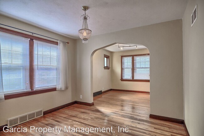 Building Photo - 2 br, 1 bath House - 3600 Holt Avenue