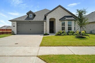Building Photo - 912 Lido Ln