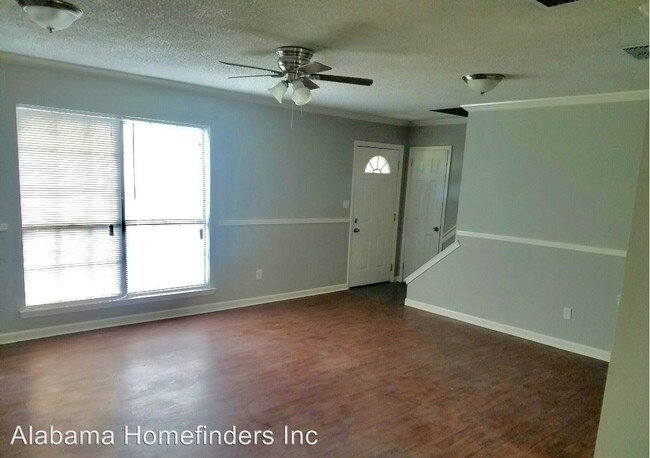 Building Photo - 4 br, 2 bath House - 220 Avon Court