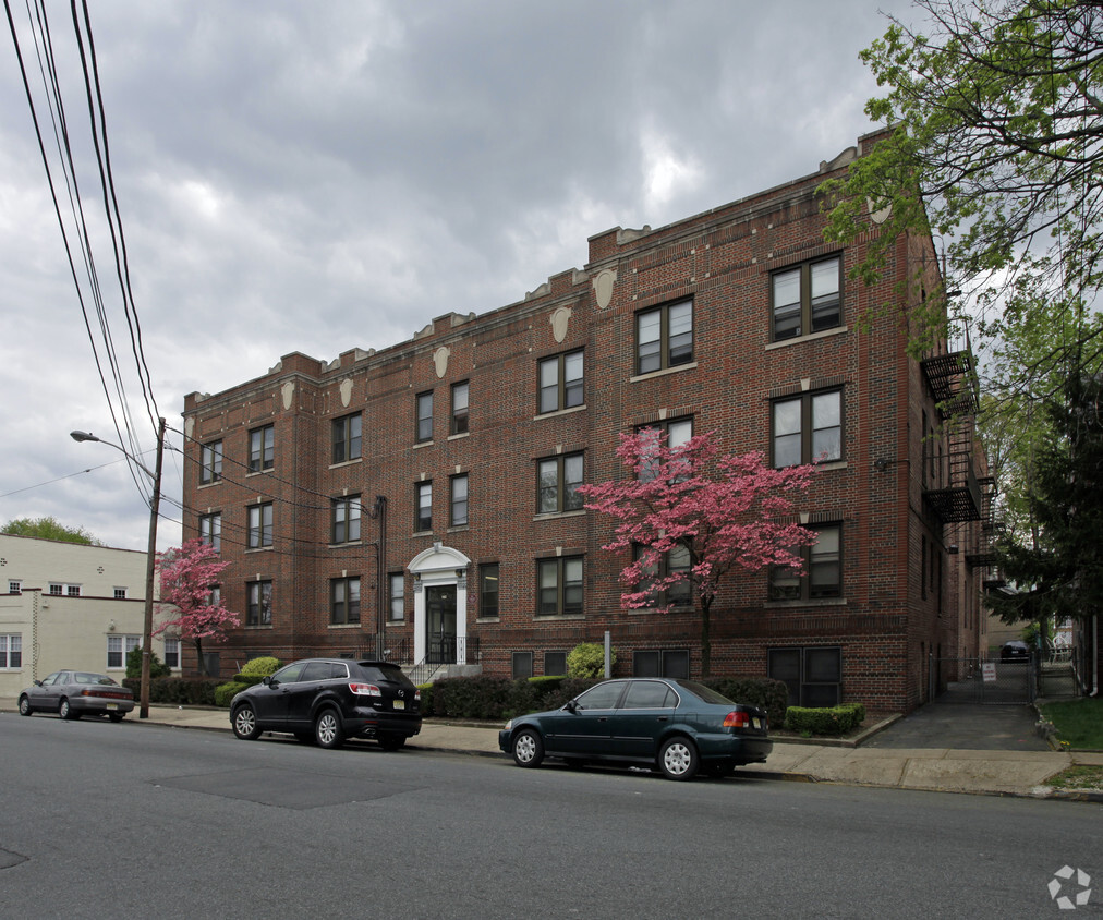 Foto del edificio - Irvington Gardens