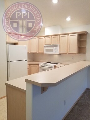 Foto del edificio - Single Level Family Home in Troutdale. Pet...