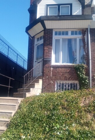 Foto principal - 1717 S Edgewood St