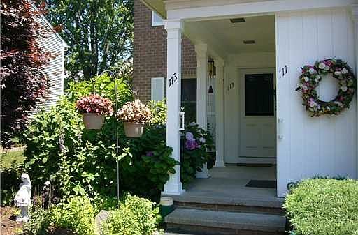 Entry - 107 Wyndham Ave