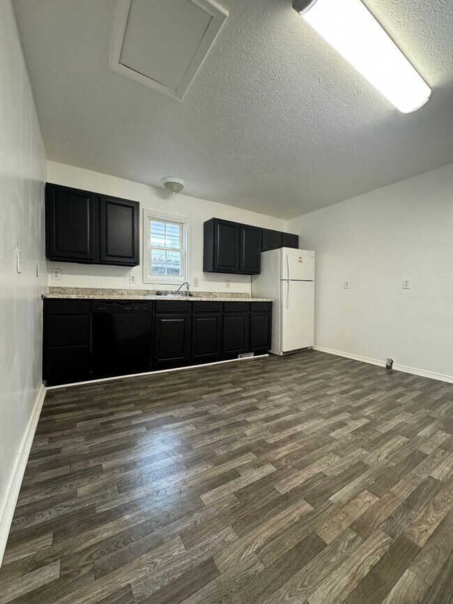 Foto del edificio - Recently Remodeled 2 bedroom 1 bathroom Home