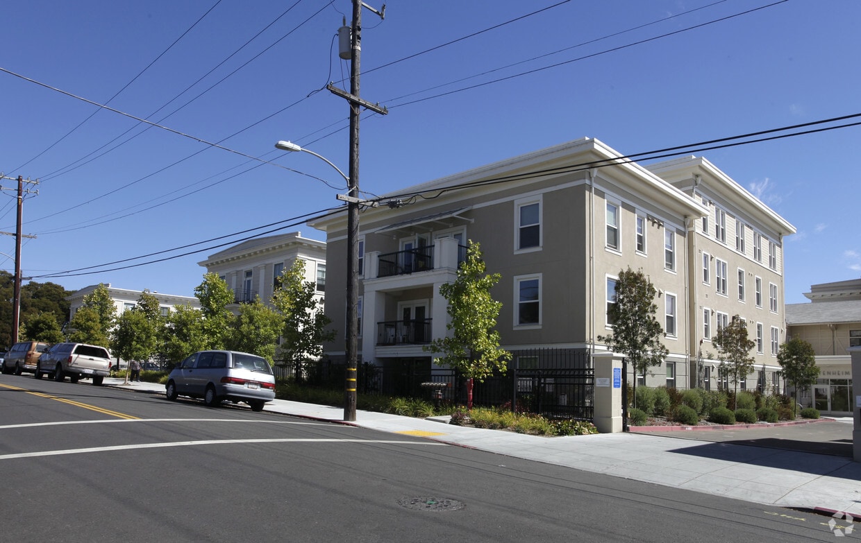 The Altenheim Apartments in Oakland, CA