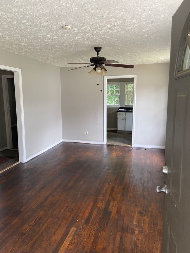 Building Photo - **UPCOMING**2 Bedroom / 1 Bathroom Home or Rent in Jordan/Johnson area of Columbus, GA***