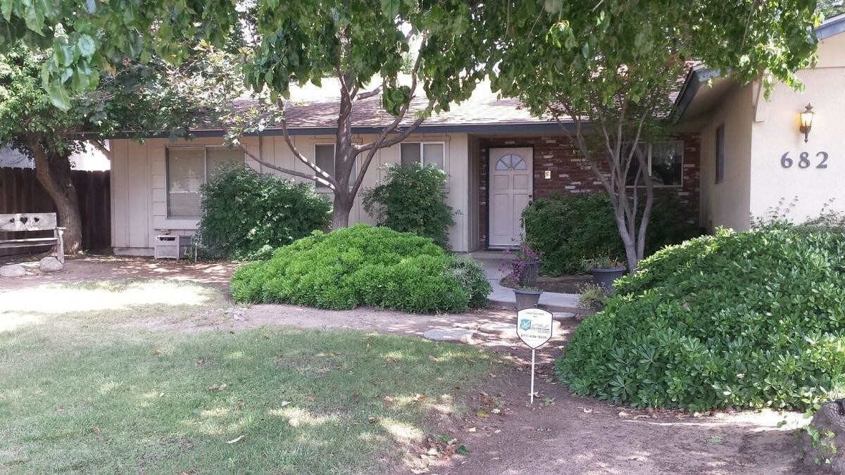 682 E Ponderosa Ave, Reedley, CA 93654 House Rental in Reedley, CA