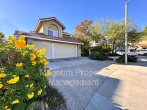 Building Photo - 40085 Temecky Way