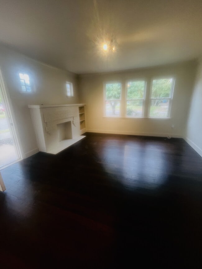 Photo - 1148 N Kentucky Ave House