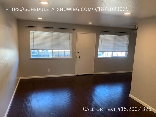 Building Photo - 203 Superior Dr