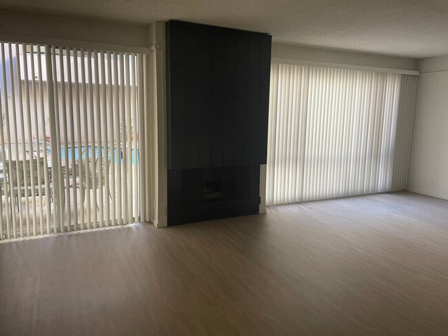 Photo - 1840 Fairburn Ave Apartment