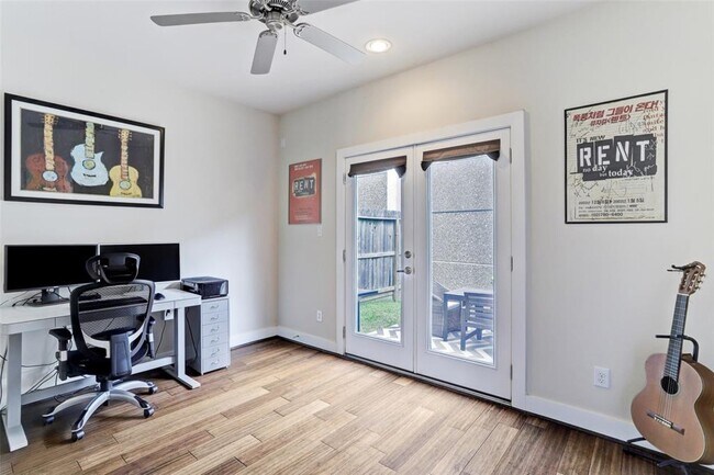 Foto del edificio - 4106 Marina St