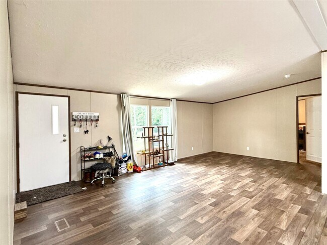 Foto del edificio - 17008 FM 1484 Rd