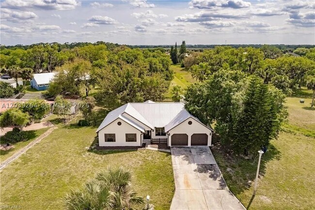 Foto del edificio - 4550 Springview Cir