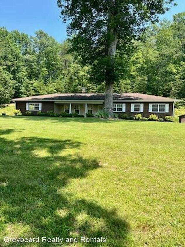 205 Bethel Church Rd, Marion, NC 28752 House Rental in Marion, NC