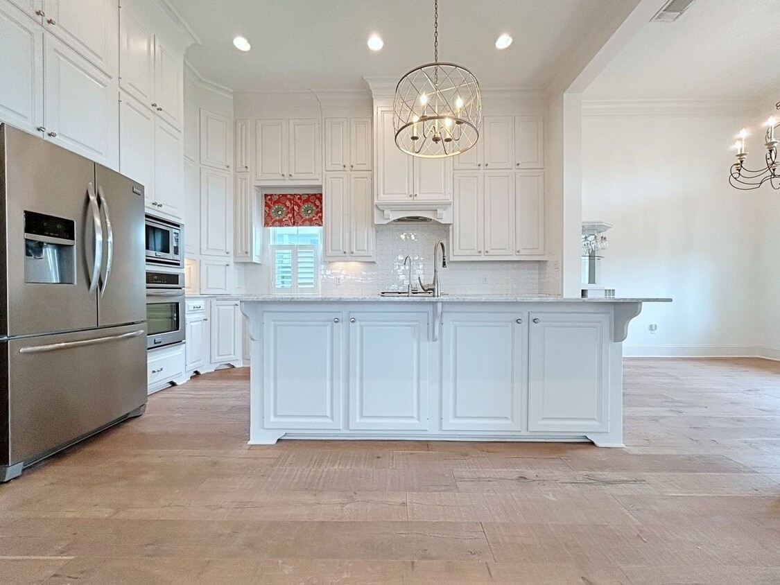 Foto principal - 4 Bedroom Home in The Preserve at Harveston