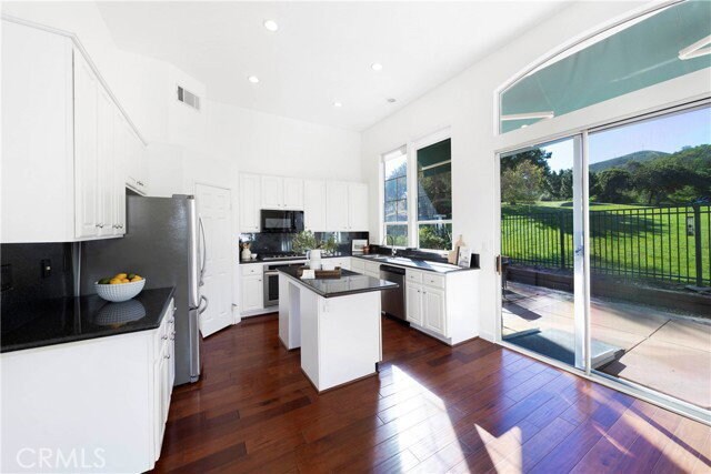 Building Photo - 27982 Camino Del Rio