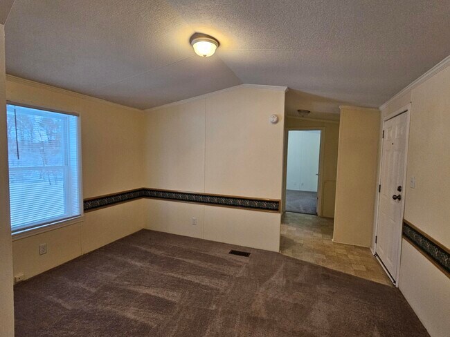 Foto del edificio - 16 Noble Ln